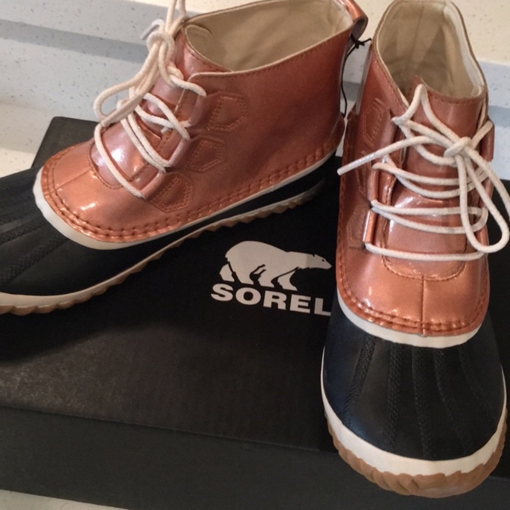 Sorel rain boot